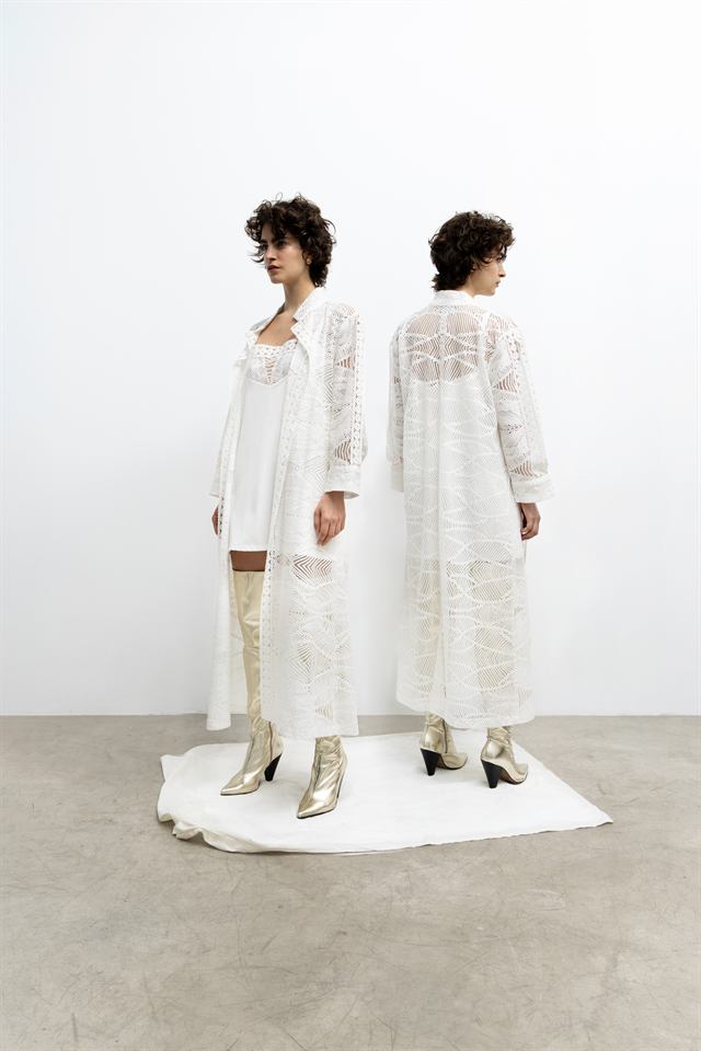 KIMONO JAZMÍN, RAÍCES