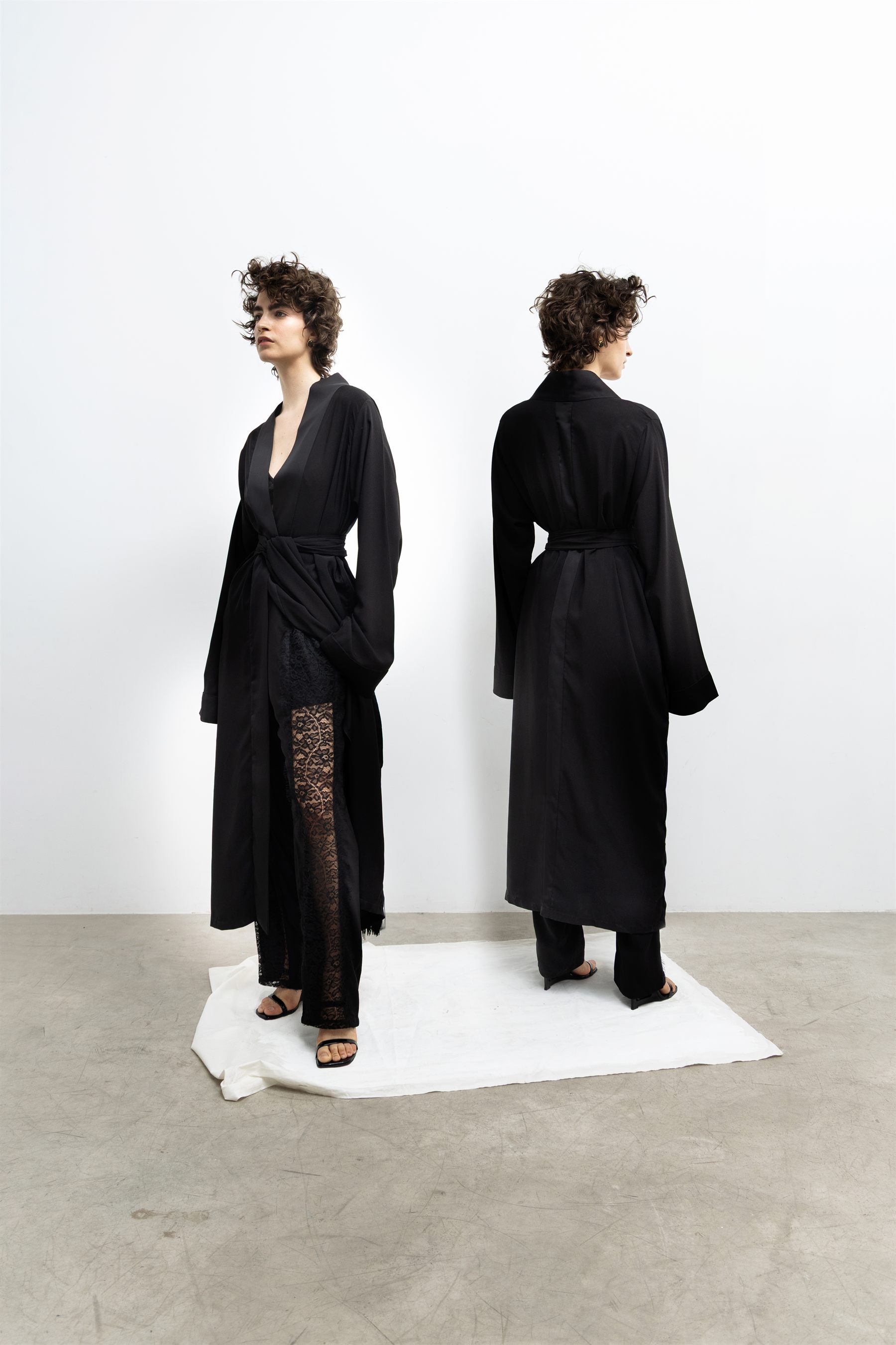 KIMONO NOIR, RAÍCES